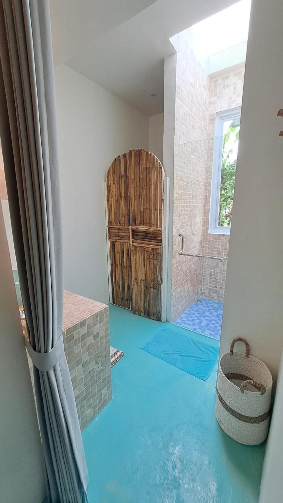 Guru Canggu Экстерьер фото